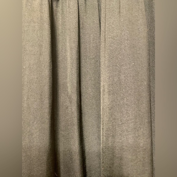 π¦πΏ Flutter into Fashion! Halston Heritage Green Blouse - Size L πΏπ¦ - Picture 4 of 15